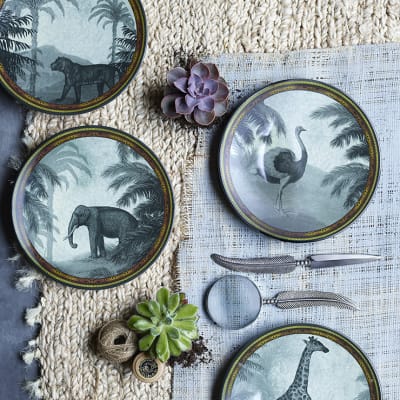Picnic plates with panache