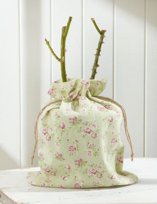 Happy Birthday Flowers | Birthday Bouquet & Hampers | M&S