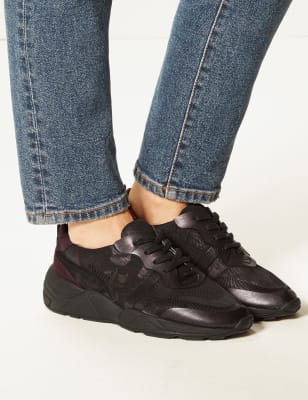 m and m womens trainers