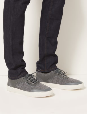 the clarks store
