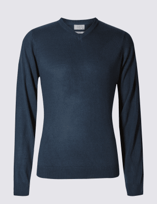 V-Neck Jumper