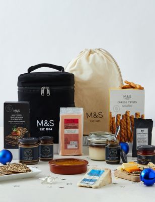 Christmas Hampers | Luxury Xmas Food & Gift Baskets | M&S