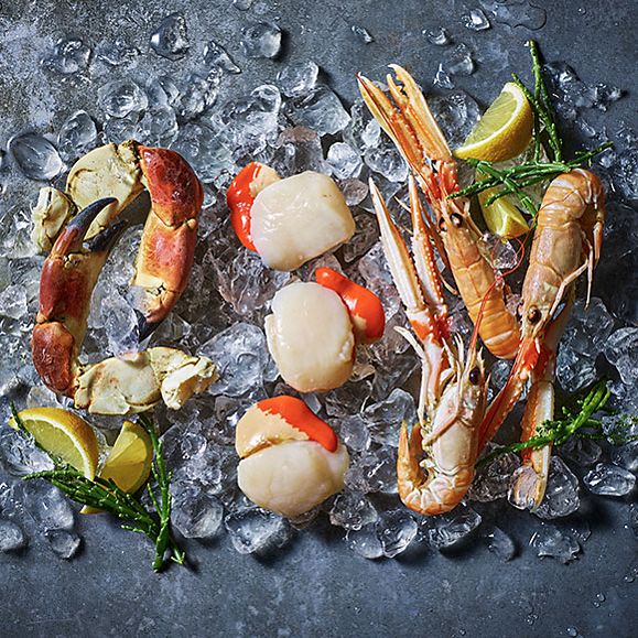 Crabs, scallops and langoustines 