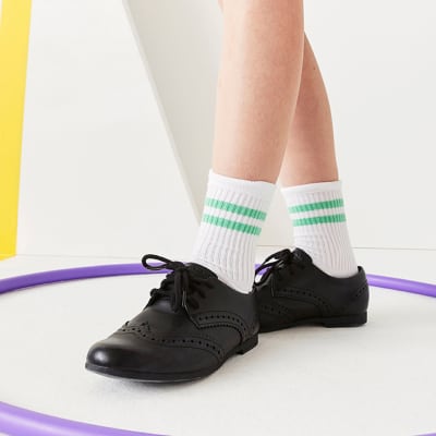 schools shoes clarks