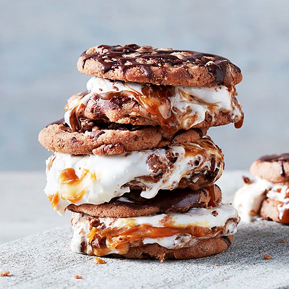 Caramel and chocolate s’mores