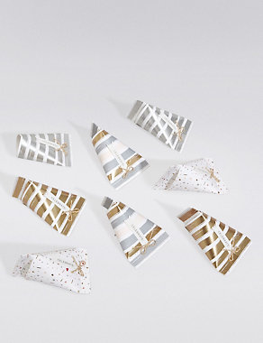 10 Confetti Cracker Favours Image 2 of 5