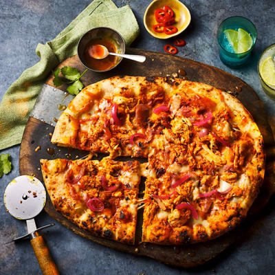 Chicken tikka pizza