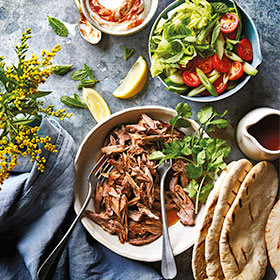 Recipe: Pulled lamb pittas