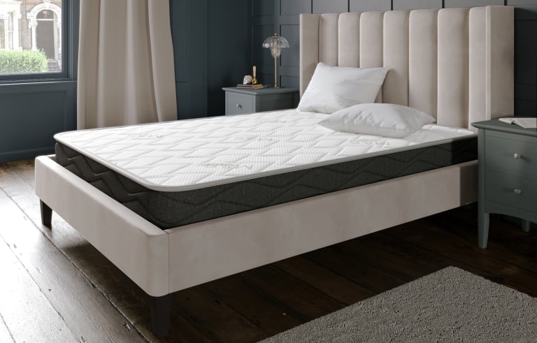 1050 Medium Memory Foam Hybrid Mattress 3 of 5