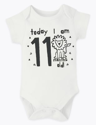 12 month hot sale milestone vests