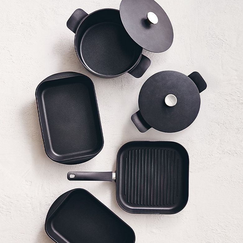 Black cast aluminium casseroles, roasting trays and griddle pan