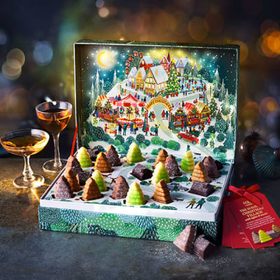 Marks and Spencer Christmas Starry Night Shortbread Musical Rotating Light  Projector Tin 350g M&S Chocolate Truffles Light Up Tin, Christmas Hamper  Gift Bundle Includes ILG Hot Choc Bomb, Tea Lantern : 