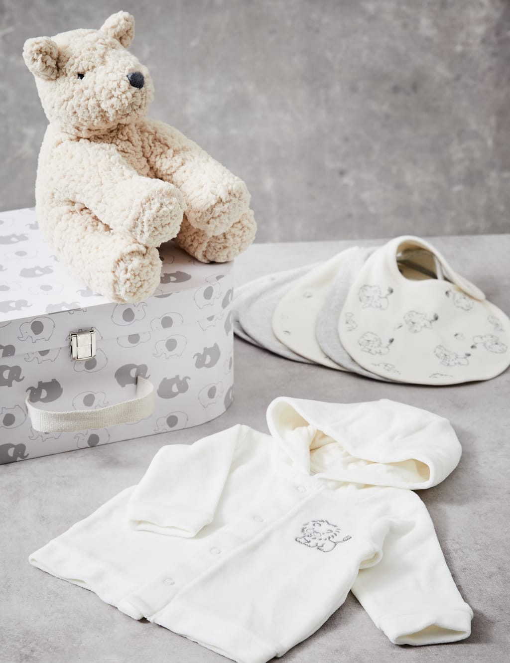 White company baby gift set 2025