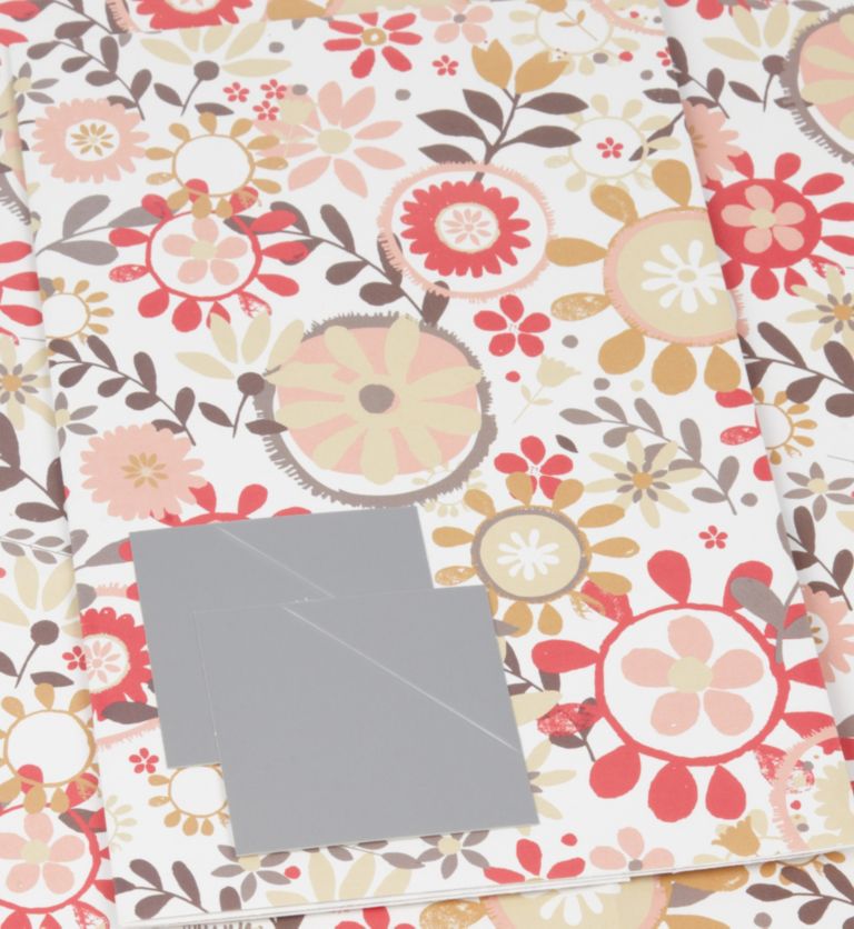 2 Classic Floral Wrapping Paper 2 of 2