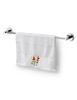 2 Pack Christmas Guest Towel Image 2 of 3