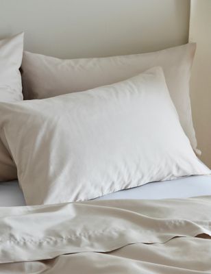 2 Pack Pure Cotton Sateen Luxe Pillowcases Image 1 of 2