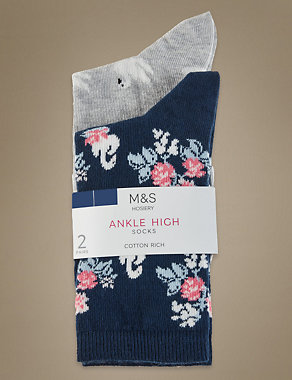 2 Pair Pack Cotton Rich Ankle High Socks Image 2 of 3