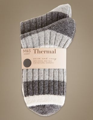 2 Pair Pack Thermal Socks Image 2 of 3
