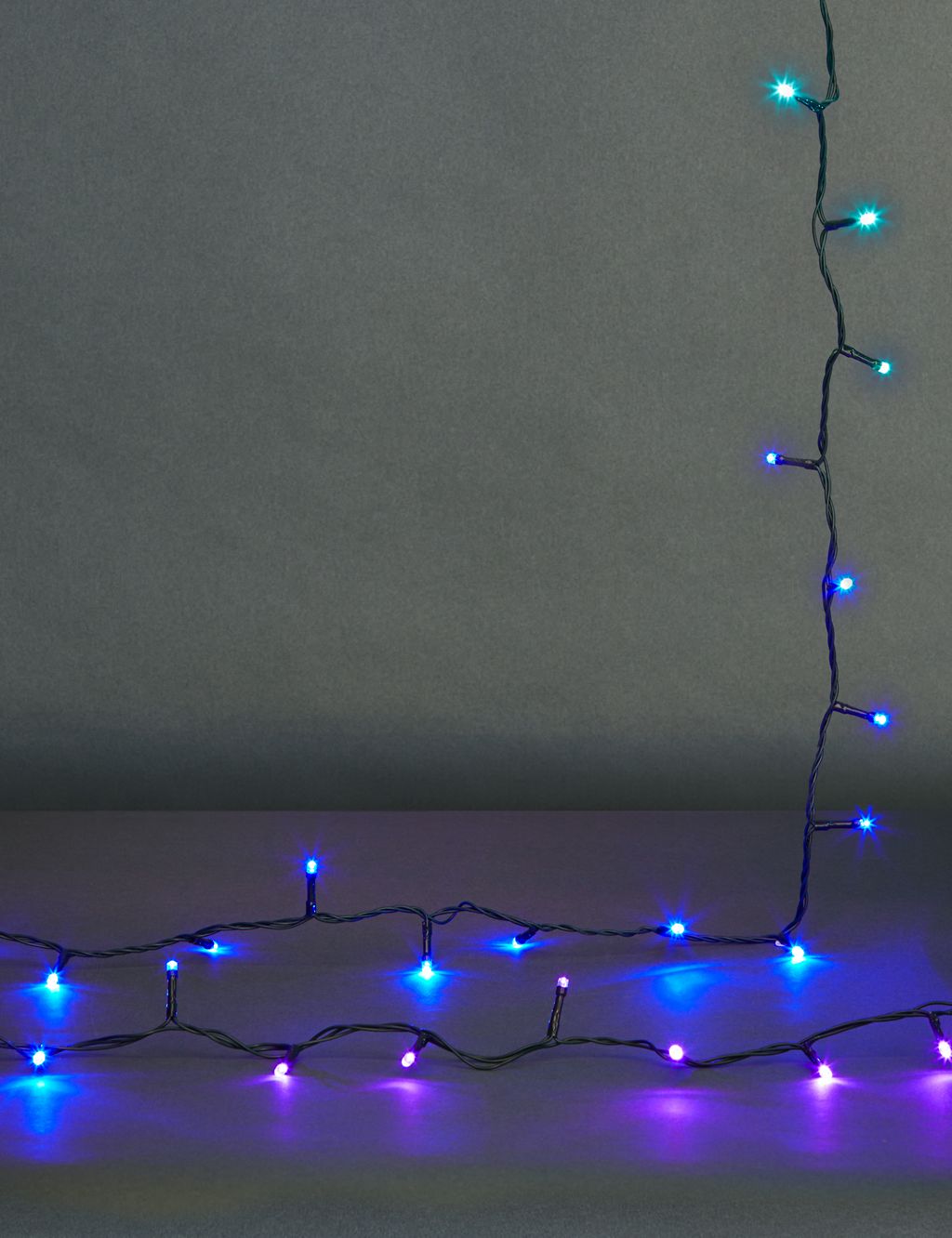 200 Multicoloured Mains String Lights 3 of 6