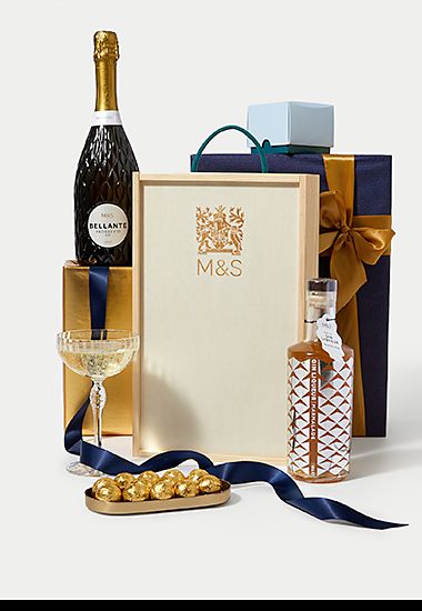 Light-up gin and fizz prosecco gift box. Shop now