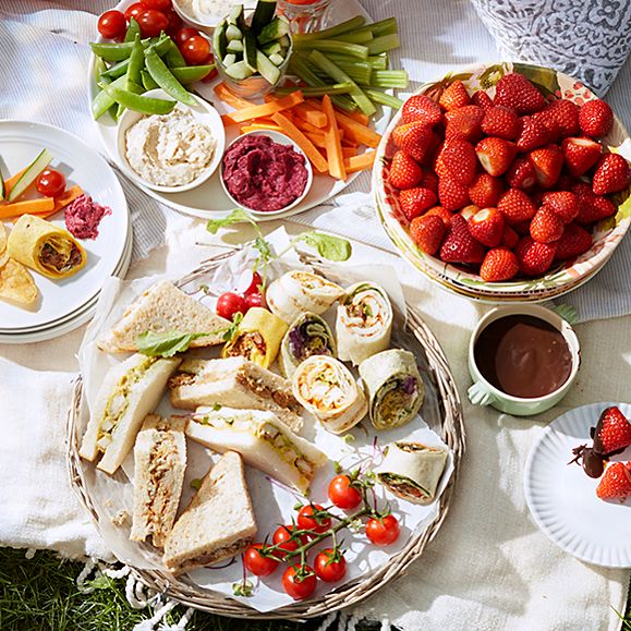 Sandwiches and wraps, strawberries, and crudités and dips