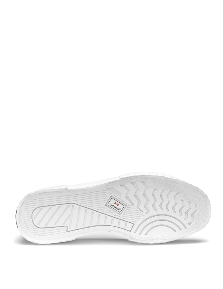 2630 cotu deals sneaker