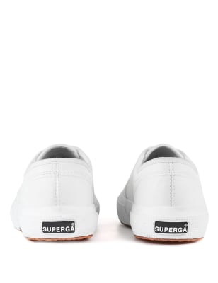 Superga 2750 hotsell efglu white leather