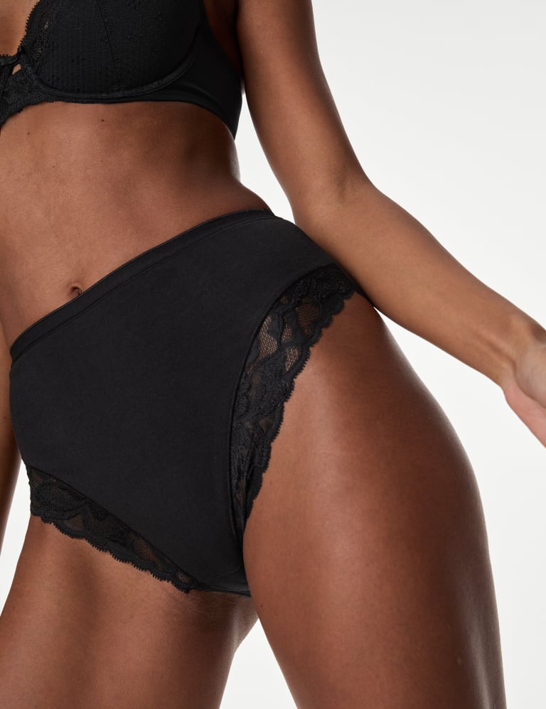 2pk Firm Control High Leg Knickers – Marks & Spencer Bermuda