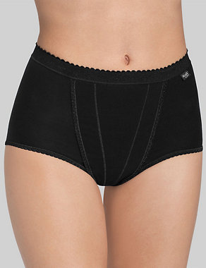 2pk High Waisted Control Maxi Full Briefs Image 2 of 3