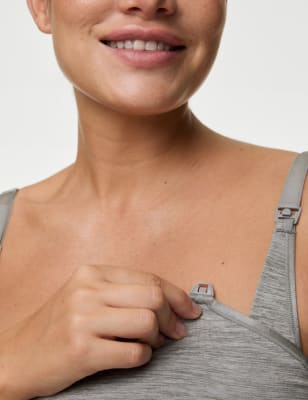 11 Nursing Bras You Must Know About: Lace, Seamless, Underwire & More - The  Mom Edit