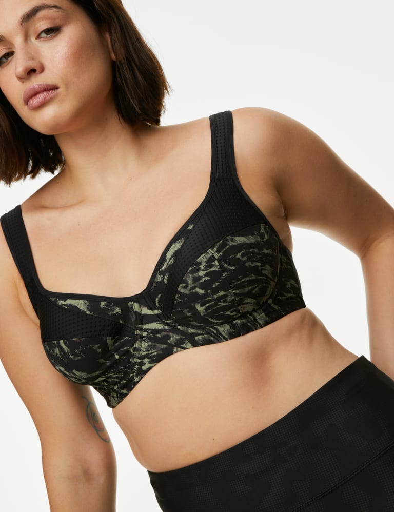 Sports Bras with Underwire