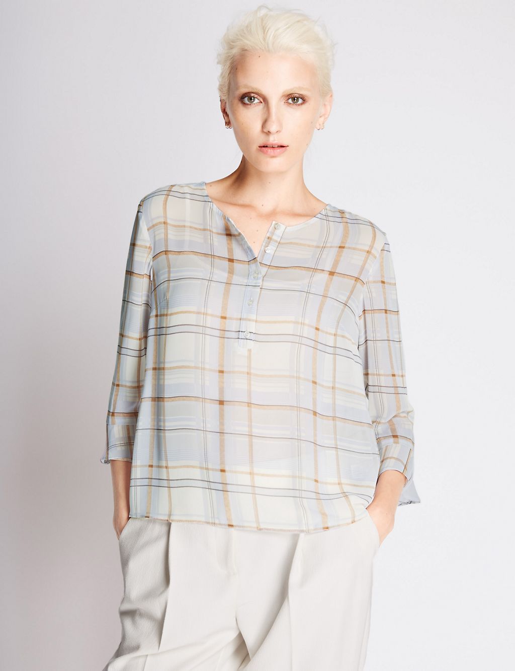 3/4 Sleeve Checked Blouse 2 of 4