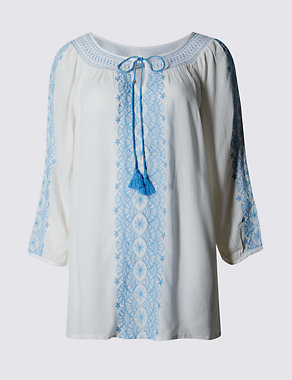 3/4 Sleeve Embroidered Blouse Image 2 of 3