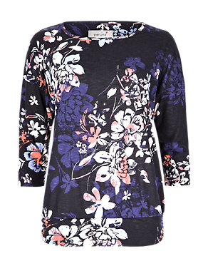 3/4 Sleeve Floral Top Image 2 of 4