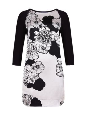 3/4 Sleeve Floral Tunic Image 2 of 3