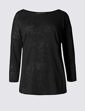 3/4 Sleeve Paisley Print Burnout T-Shirt Image 2 of 3