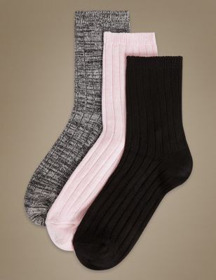 3 Pair Pack Heavyweight Sumptuously Soft Ankle High Socks Image 1 of 2