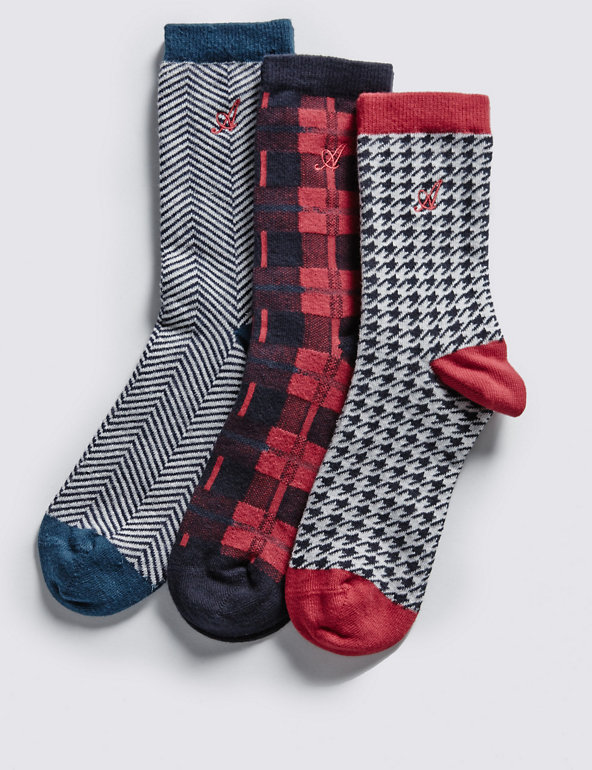 3 Pairs of Freshfeet™ Assorted Socks with Silver Technology (5-14 Years) Image 1 of 1