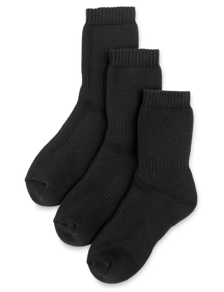 3 Pairs of Freshfeet™ Thermal School Socks  (5-14 Years) 1 of 2