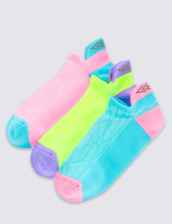 3 Pairs of Freshfeet™ Trainer Liners Socks (5-14 Years) Image 1 of 1