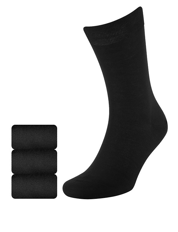 3 Pairs of Merino Wool Blend Socks Image 1 of 1