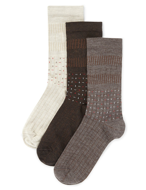 3 Pairs of Non-Elastic Easy Grip Socks with Freshfeet™ finish Image 1 of 1