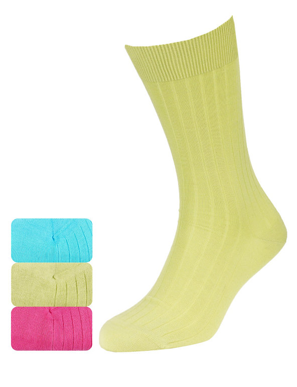 3 Pairs of Ribbed Socks Image 1 of 1