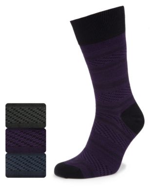 3 Pairs of Textured Striped Socks Image 1 of 1