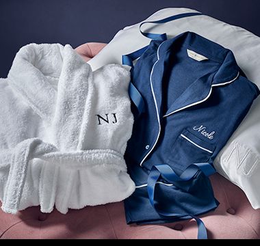 Personalised dressing gown, pyjamas and pillowcase. Shop personalised gifts