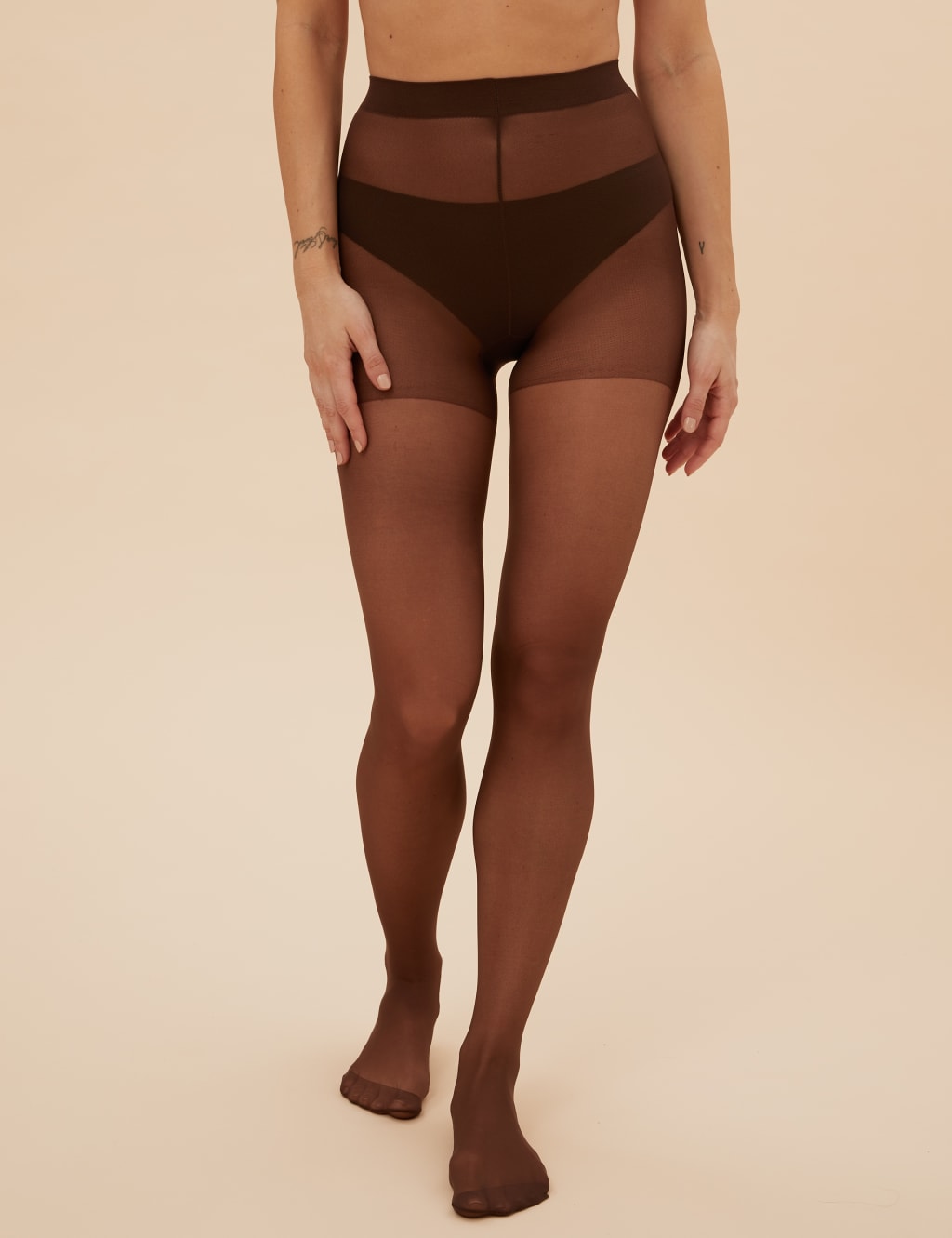 3pk 10 Denier Energising Sheer Tights 1 of 5