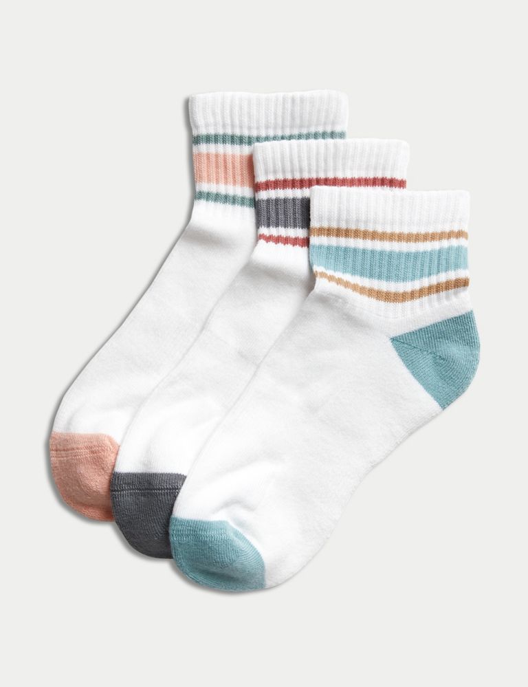 3pk Cotton Rich Striped Ankle High Socks 1 of 2