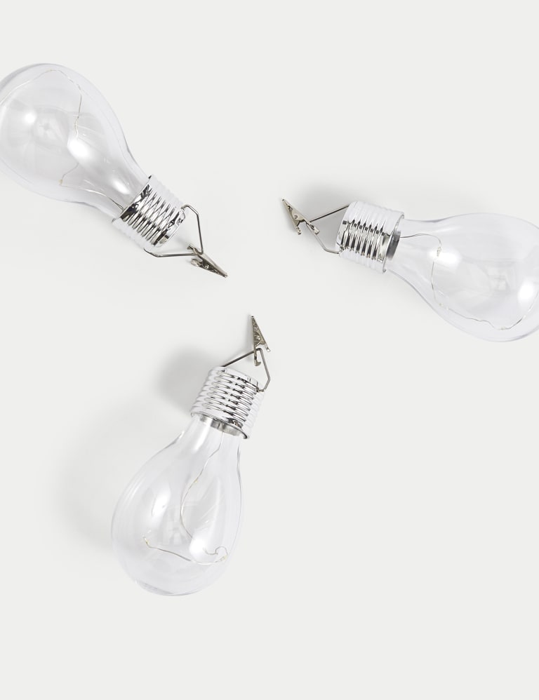 M&s light bulbs deals