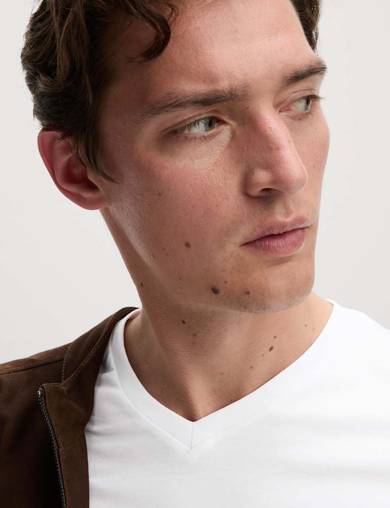 V shaped white t shirt hotsell