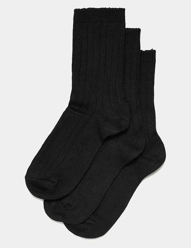 These pretty wool socks will keep you cozy all winter long — and they're  more than 50% off